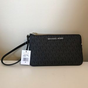 Michael Kors Jet Set Travel Wristlet